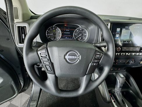 New 2026 Nissan Frontier SV w/ Tow Package AWD/4WD image 10