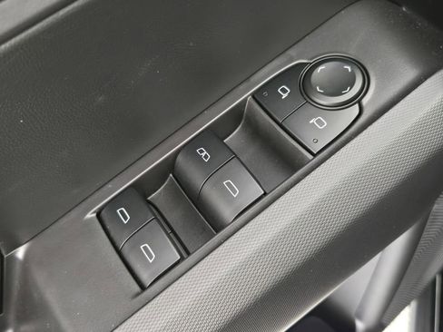 New 2025 Chevrolet Colorado Trail Boss w/ Midnight Edition AWD/4WD image 23