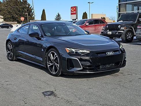 Used 2022 Audi e-tron GT Prestige w/ Prestige Package image 1