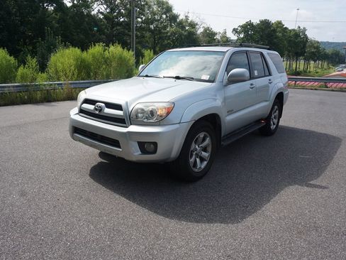 Used 2007 Toyota 4Runner Limited RWD image 19