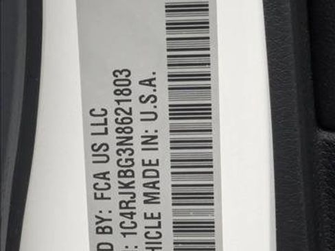 Used 2022 Jeep Grand Cherokee L Limited w/ Luxury Tech Group II image 15