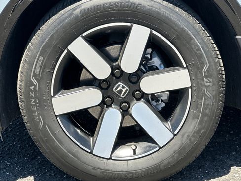 Used 2024 Honda Prologue Touring image 12