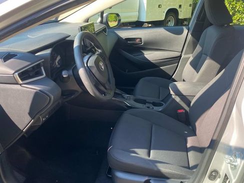 Used 2024 Toyota Corolla LE FWD image 11