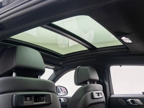 Used 2023 BMW X6 xDrive40i w/ M Sport Package image 21