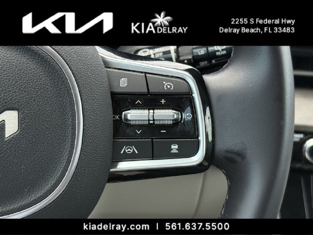 Certified 2024 Kia Carnival EX FWD image 30