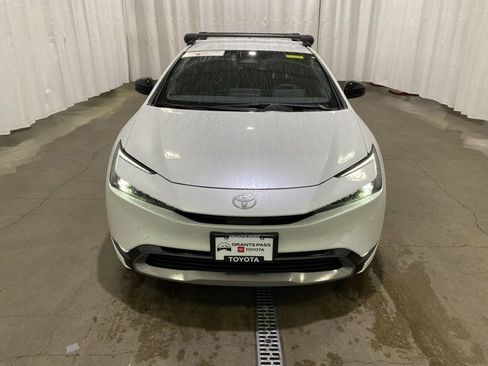 Certified 2026 Toyota Prius XLE image 9