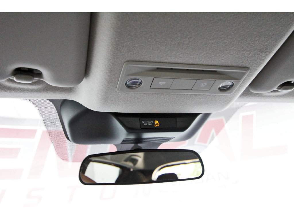 Used 2026 Nissan Kicks SV FWD image 23