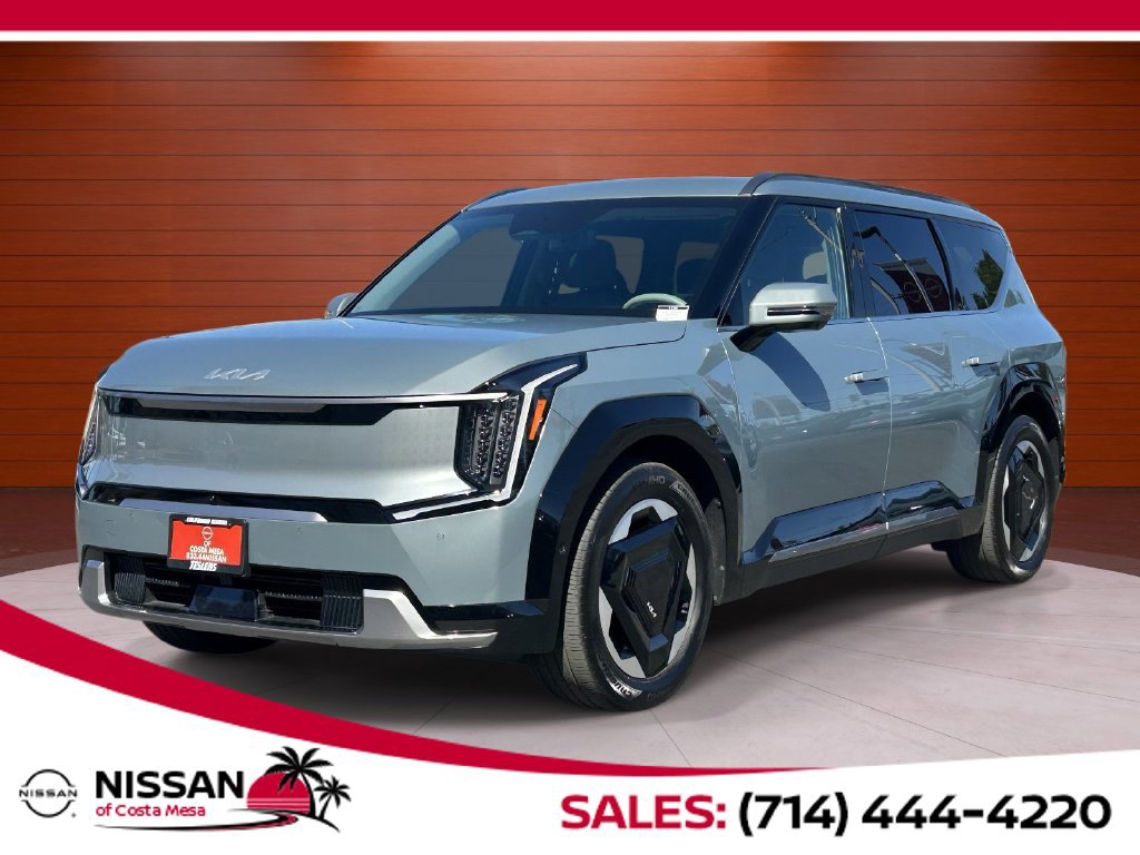 Used 2024 Kia EV9 Land AWD/4WD image 1