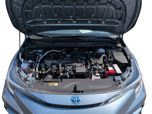 Used 2024 Toyota Corolla SE w/ Convenience Package AWD/4WD image 31