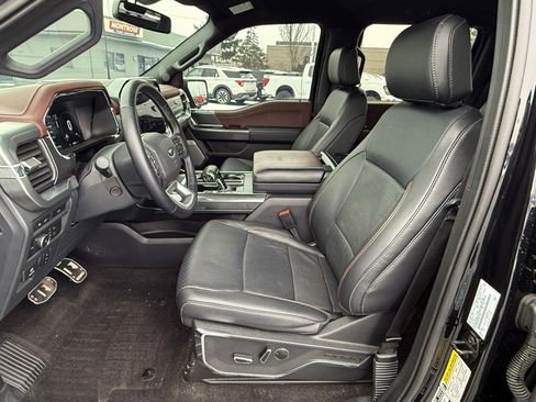 Used 2022 Ford F150 Lariat w/ Equipment Group 502A High image 12