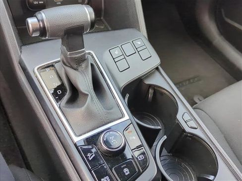Used 2023 Kia Sportage LX AWD/4WD image 12