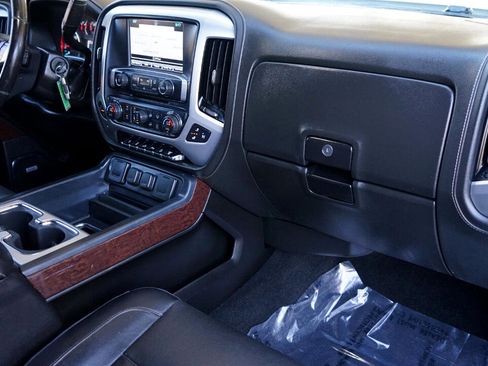 Used 2018 GMC Sierra 2500 SLT w/ Duramax Plus Package image 15