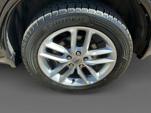 Used 2024 Dodge Durango GT AWD/4WD image 14