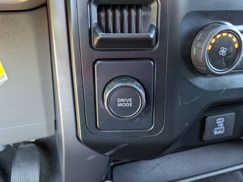 Used 2023 Ford F150 XLT image 24