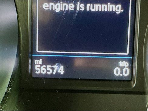 Used 2021 Volkswagen Tiguan S image 12