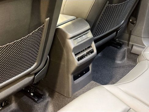 New 2026 Audi Q3 quattro 2.0T AWD/4WD image 17