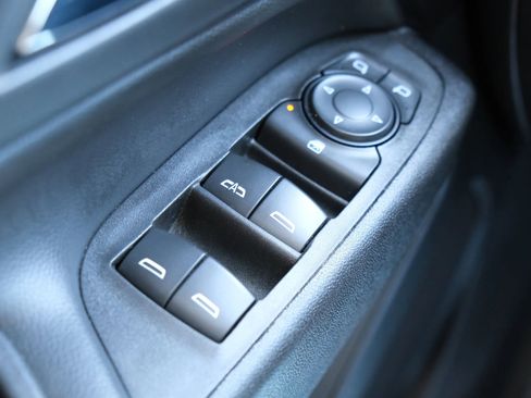 Used 2021 Chevrolet Equinox LT FWD image 33