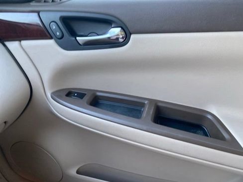 Used 2006 Chevrolet Impala LS FWD image 22