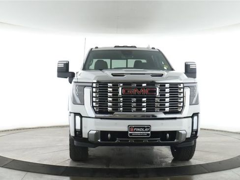 Used 2025 GMC Sierra 2500 Denali w/ Denali Reserve Package AWD/4WD image 12