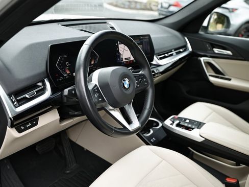 Used 2023 BMW X1 xDrive28i image 19