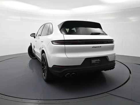 Used 2026 Porsche Cayenne S AWD/4WD image 33