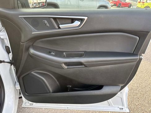 Used 2024 Ford Edge SEL image 13
