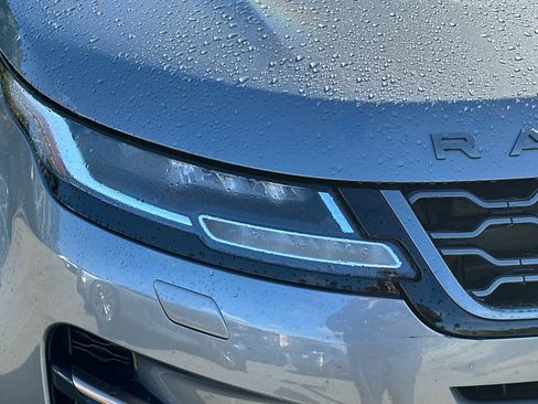 Used 2023 Land Rover Range Rover Evoque R-Dynamic S image 8