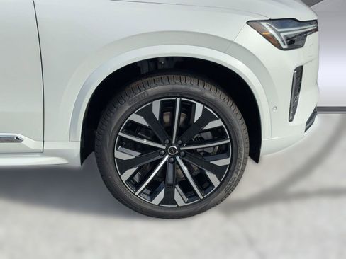 New 2026 Volvo XC90 T8 Plus AWD/4WD image 11