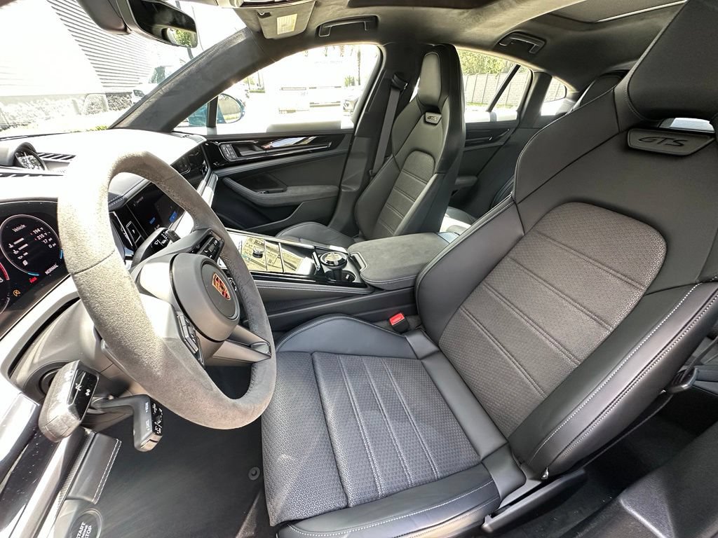 Used 2026 Porsche Panamera GTS AWD/4WD image 5
