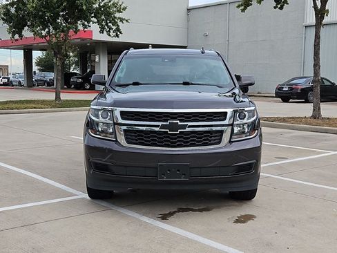 Used 2017 Chevrolet Tahoe LT RWD image 2