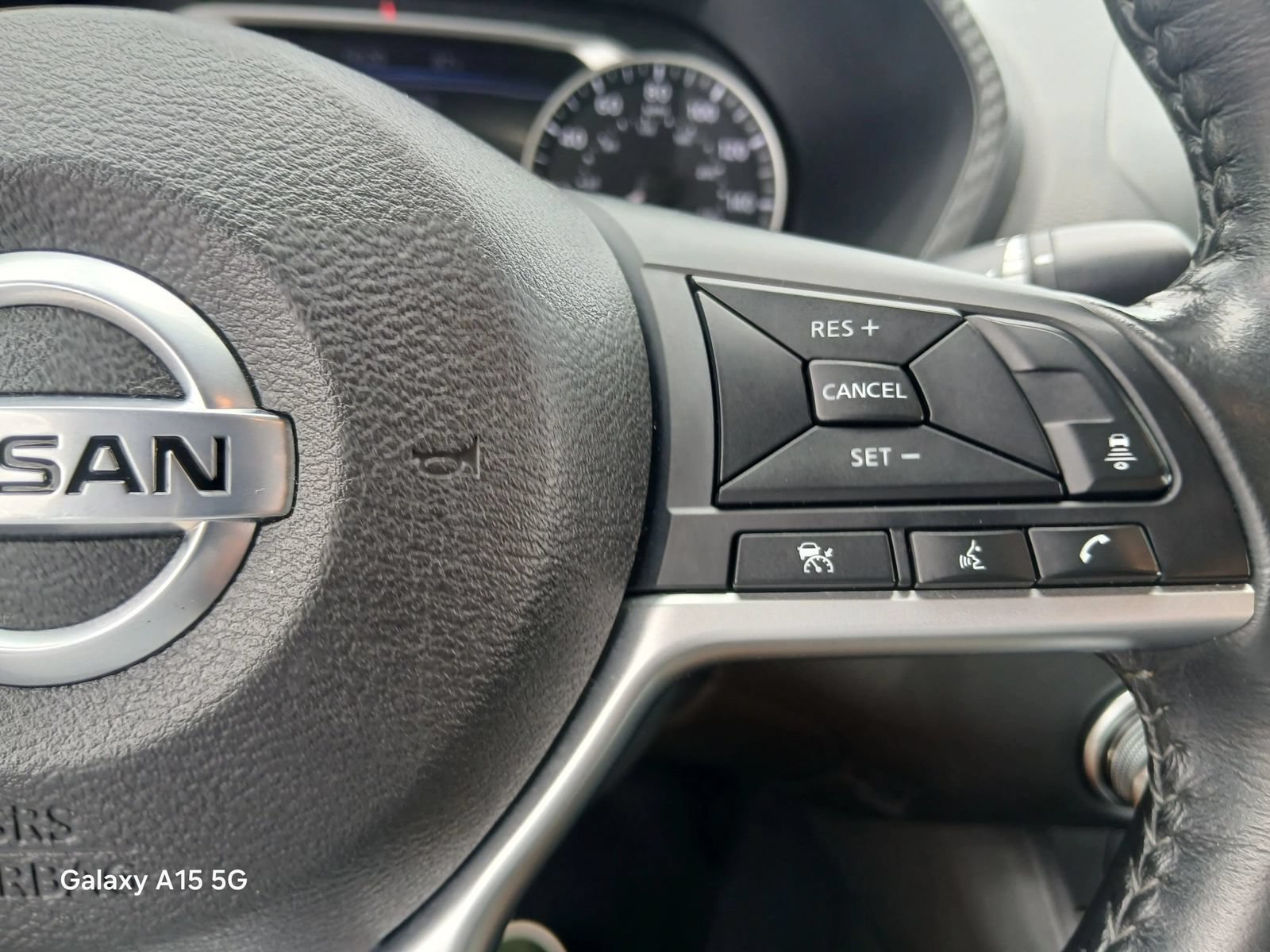 Used 2021 Nissan Sentra SV FWD image 30