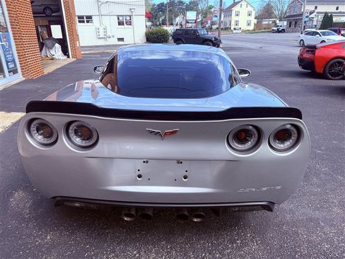 Used 2006 Chevrolet Corvette Z06 w/ Preferred Equipment Group RWD image 6
