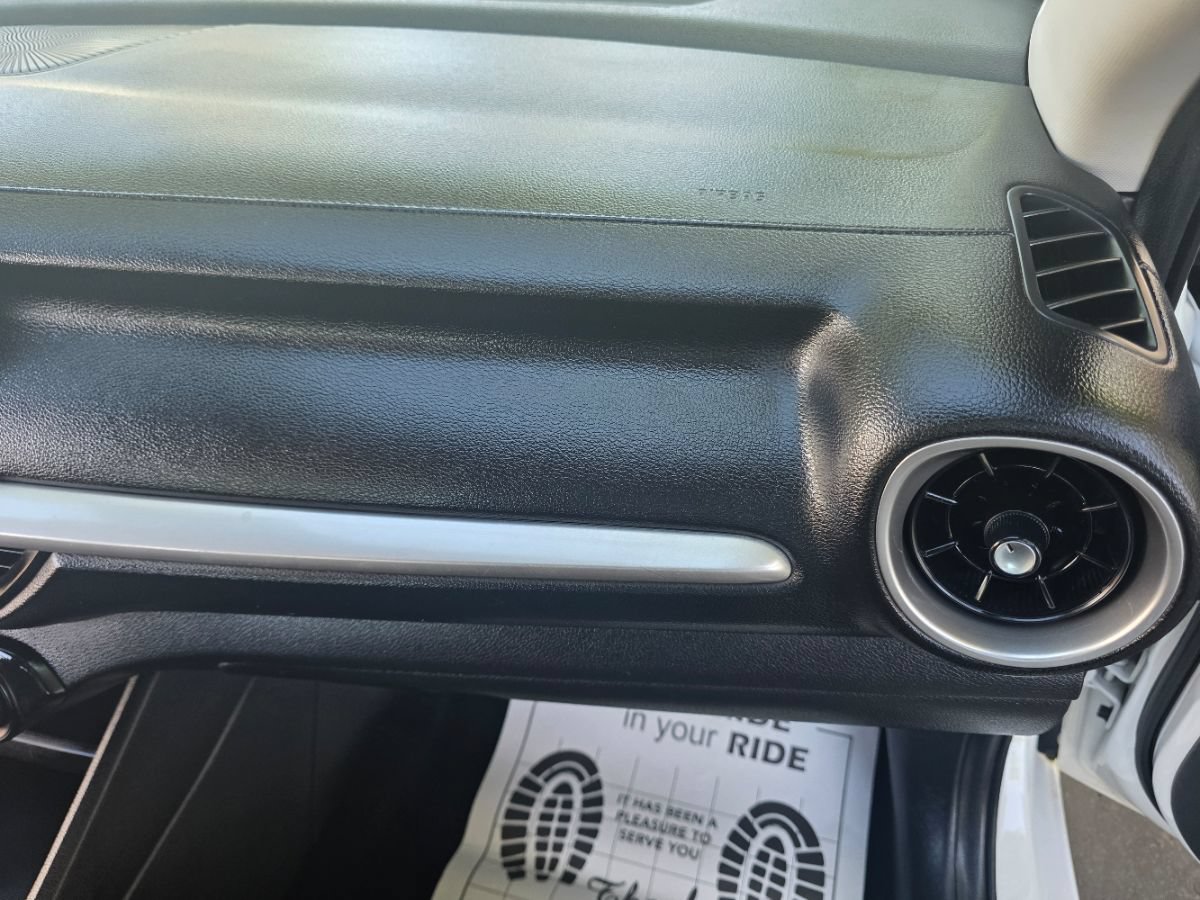 Used 2020 Kia Forte LXS FWD image 22