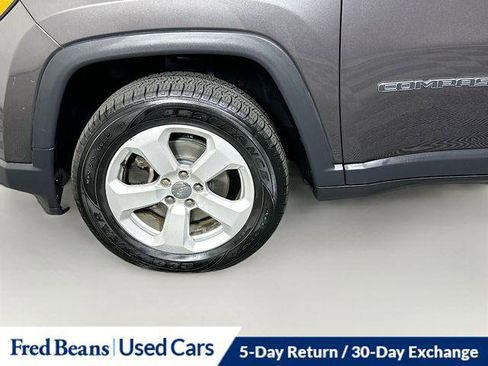 Certified 2021 Jeep Compass Latitude w/ Convenience Group AWD/4WD image 32