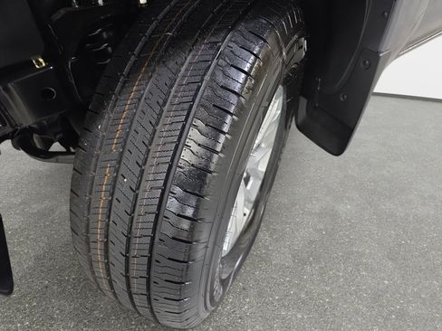 New 2026 Nissan Frontier S image 31