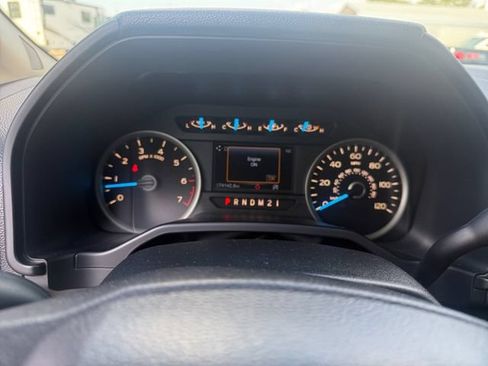 Used 2015 Ford F150 XLT w/ Equipment Group 302A Luxury RWD image 7