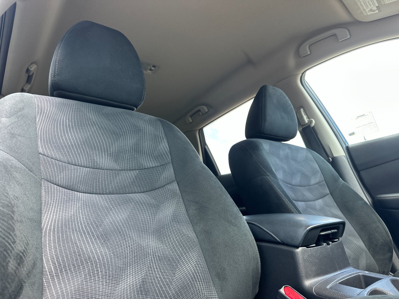 Used 2016 Nissan Rogue S w/ S Family Package FWD image 19