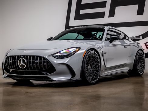Used 2025 Mercedes-Benz AMG GT 63 image 27