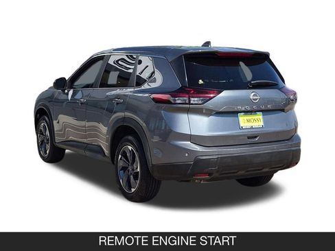 Certified 2025 Nissan Rogue SV FWD image 7