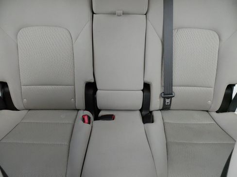 Used 2017 Hyundai Santa Fe Sport AWD/4WD image 13