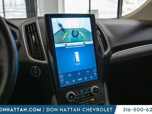 Used 2022 Ford Edge SEL image 20