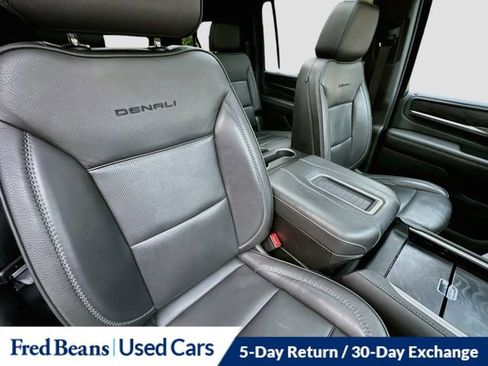 Used 2021 GMC Yukon XL Denali AWD/4WD image 37