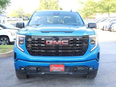 Used 2023 GMC Sierra 1500 Elevation AWD/4WD image 4