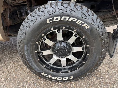 Used 2012 Ford F150 Lariat w/ Lariat Plus Pkg image 16