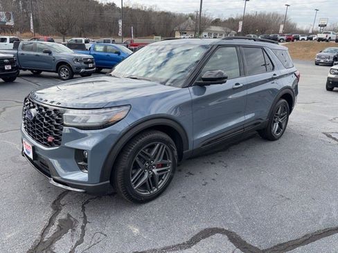 New 2026 Ford Explorer ST w/ Sun And Sound Package image 3