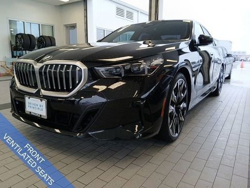 Used 2026 BMW 530i RWD image 3