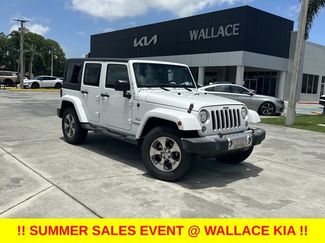 Used 2017 Jeep Wrangler Unlimited Sahara w/ Connectivity Group AWD/4WD video 1