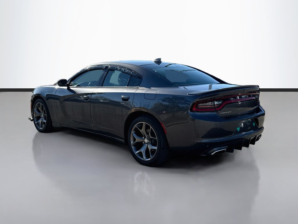 Used 2016 Dodge Charger SXT w/ Rallye Group RWD image 5