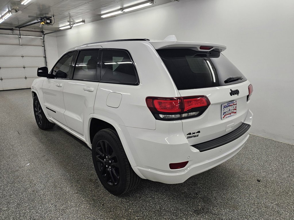 Used 2019 Jeep Grand Cherokee Altitude AWD/4WD image 7