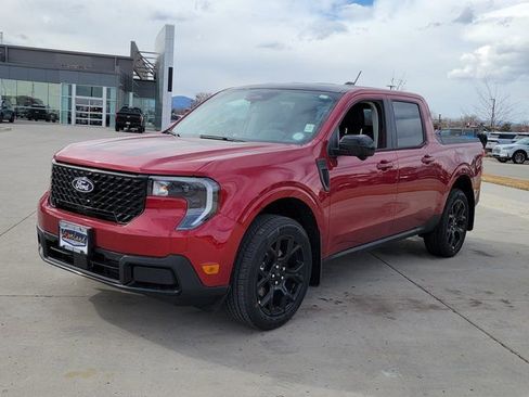 New 2026 Ford Maverick Lariat w/ Black Appearance Package image 4